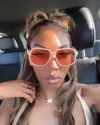 Shena Boykin's Instagram, Twitter & Facebook