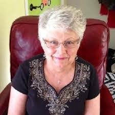 Vicky Dodd's Instagram, Twitter & Facebook