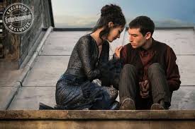 From the imagination of wizarding world creator j.k. Fantastic Beasts Crimes Of Grindelwald Releases New Stills