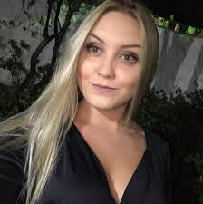 Stephanie Melo's Instagram, Twitter & Facebook