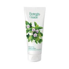 La mia crema organica di menta piperta e crema per lozione per il corpo è una lussuosa crema idratante naturale alla menta per una pelle rinvigorente olio essenziale di menta piperito mescolato con burro di shea montata, cocco e oli jojoba, questa crema naturale per il corpo vegano è proprio. Menta Crema Corpo Cod 159989 Bottega Verde