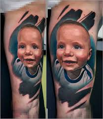 Tattoo artist Al Minz