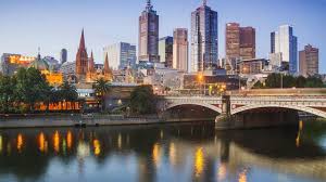 Businesses in melbourne and the mitchell shire will return to stage three restrictions, which means restaurants and cafes will return to takeaway only, beauty and personal services will shut, and so will. Melbourne Lockdown Jilid 2 Terkait Corona Covid 19 Warga Merasa Mulai Dari Nol Global Liputan6 Com