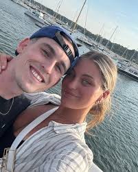 Amanda Akerley (@amanda.akerleyy) • Instagram photos and videos