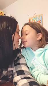 Erin Munro (@erinsmunro_)