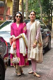Kareena Kapoor And Karisma Kapoor Snapped At A Diwali Celebration Celebrity Style Celeb Casual Indian Fashion Indian Designer Outfits Stylish Party Dresses