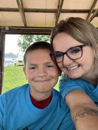 Dan Valente's Instagram, Twitter & Facebook