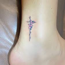 The cross tattoo is associated with christians who wanted to reinforce their belief and dedication to god during the times of severe persecution. Top 63 Best Cross Tattoo Ideas For Women 2021 Inspiration Guide