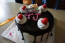 The sweetness in this cake comes from the banana and date puree. 7 Unique Ways Birthdays Are Celebrated In India