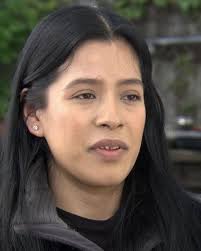 COVID-19 takes aim at Chicago's Latino community, many without health care 