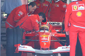 With ferrari's ever increasing performance, the title was on its way rather sooner than later. Ferrari F1 2000 2000 F1 Single Seater Ferrari Com
