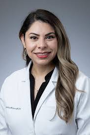 Cynthia Pina's Instagram, Twitter & Facebook