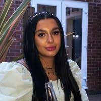 90+ profilů „Daisy Wright“