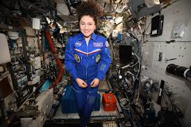 While you wait for mystery doug live to start, check out 200+ science lessons that have delighted and inspired millions of children. Astronaut Jessica Meir Reflects On Jolting Return To Earth Harvard Gazette