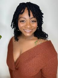 Victoria Cooney's Instagram, Twitter & Facebook