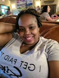 Yolanda Holliday's Instagram, Twitter & Facebook