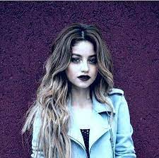 Los bukis (the bukis, buki translates as little kid in yaqui language) are a mexican grupera band from ario de rosales, michoacan.in 1975 the band was founded by cousins marco antonio solís and joel solís. Fans De Soy Luna Karol Sevilla Startseite Facebook