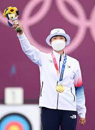 2004년 사격을 시작해, 2006년 대한민국 국가대표가 되었다. 5mrn8ytgfwgw8m