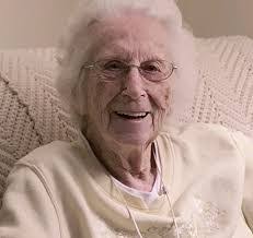 Dottie Townsend's Instagram, Twitter & Facebook