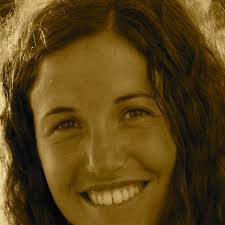 Geraldine Tapia's Instagram, Twitter & Facebook