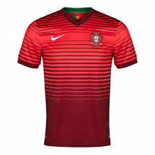 Steap, squeeze, and air dry to sustain the fabric of the sustainable material endeavor. Trikot Bruno Fernandes 2020 2021 Manchester United