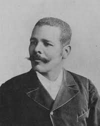 LA CLÍNICA ANTONETTI Autor: Juan Carlos Reyes Alfredo Antonetti Vivar fue  en la década de los 50's uno de los más prestigiosos galenos con que  constaba Cuba. La moderna clínica inaugurada en