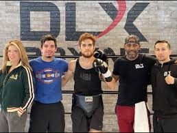 Avelar on wn network delivers the latest videos and editable pages for news & events, including entertainment, music, sports, science and more, sign up and share your playlists. Isaac Avelar Plans On Putting On A Spectacular Performance Against Ramirez Boxing News