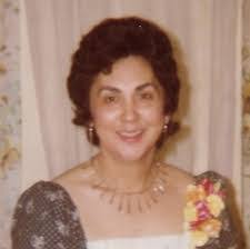 Robyn Christoffersen's Instagram, Twitter & Facebook