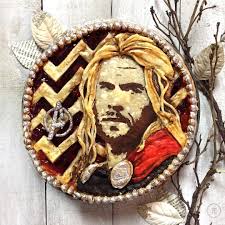 Cette Patissiere Cree Des Gateaux En Hommage Aux Personnages Celebres Decoration Tarte Patisserie Tarte