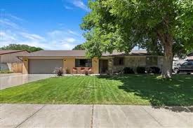 2539 Whispering Pine Twin Falls Id 83301 Mls 98746235 Listing Information Berkshire Hathaway Homeservices Idaho Twin Falls Exterior Brick House Styles