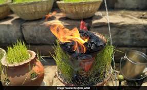 Navratri 2019 Akhand Jyoti Rituals During Sharad Navratri - Navratri 2019:  नवरात्र‍ि पर अखंड ज्‍योति जलाने के नियम, जानिए यहां