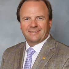 Corinna Holt's Instagram, Twitter & Facebook