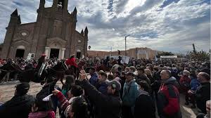 images?q=tbn:ANd9GcQoFlMz-K7FzbRk2AYoxjeo8hu21kjCpyvaWHfrTO048w&s