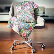 Get great deals on vera bradley floral blankets & throws. Designart Pink Flower Pattern On Blue Floral Throw Blanket On Sale Overstock 20915873