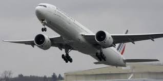 Les transits au japon entre deux vols internationaux restent possibles à condition qu'ils soient effectués dans un même aéroport, sans quitter la zone internationale, et n'impliquent pas d'entrer sur le territoire japonais. Air France Les Japonais Et Les Chinois Sont De Retour En France