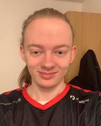 Leon Jenkins (@leonoej) • Instagram photos and videos