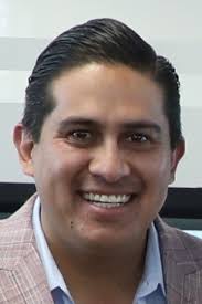 File:Roberto Hidalgo alcalde de mejia.jpg