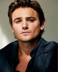 I'm coming back next season❤️if you want me back can I get a hug yes for  you ❤️❤️❤️❤️ send me a message directly to my fans page #days  #daysofourlives #DOOL #shopopera #Peacock #