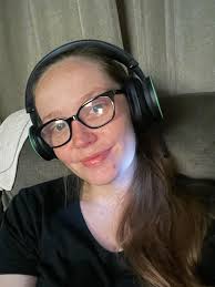 Managing toddler tantrums with calmness