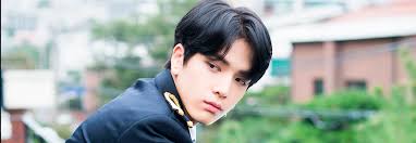 The boyz's younghoon might be starring in a new drama! Younghoon De The Boyz Y Park Ji Hoon Podrian Protagonizar Un Nuevo Drama Kpoplat