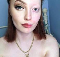 The Difference A Bit Of Makeup Can Make 😮