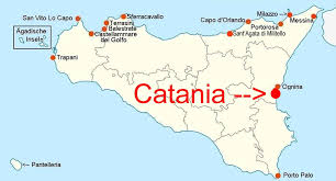 Von feinen sandstränden, felsigen küsten und natürlich vom ätna, dem aktivsten vulkan europas. Online Hafenhandbuch Italien Hafen Catania Sizilien