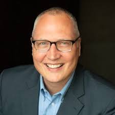 Dan Bowles's Instagram, Twitter & Facebook