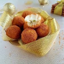 Truffes Au Chocolat Blanc Coco Et Speculoos Culinaire Amoula Truffe Chocolat Blanc Truffes Au Chocolat Chocolat Blanc