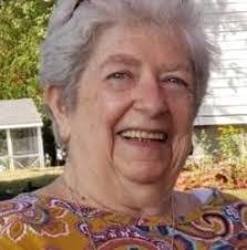 Gretchen Rugg's Instagram, Twitter & Facebook