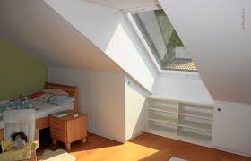 Die wahrscheinlichkeit tendiert fast gegen null und deshalb sollte man einfach zu säge. Einbauschrank In Der Dachschrage Freymark Schreinerei Freiburg Mobel Massgeschreinert