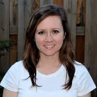 Laura Phares's Instagram, Twitter & Facebook