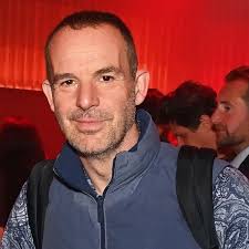 Martin Lewis pens open letter to Ed Miliband claiming 'too many smart  meters don't work'