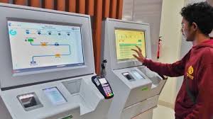 Salah satunya yaitu fasilitas pemesanan tiket di minimarket indomaret. Tak Terima Pembayaran Cash Begini Cara Beli Tiket Kereta Api Bandara Tribun Kaltim