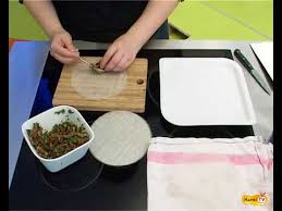 Spring roller feuille rouleau de printemps recettes : Utiliser Une Feuille De Riz Nems Youtube